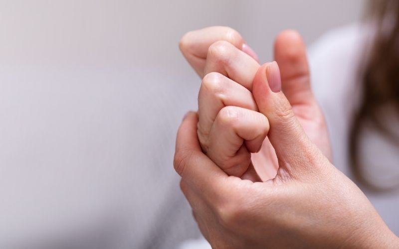 [BẬT MÍ] 7 cách làm ngón tay THON DÀI trong 1 tuần