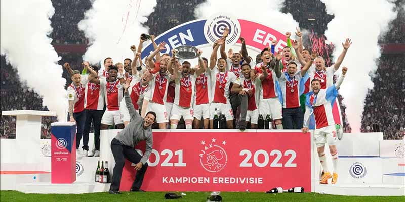 Sức ảnh hưởng toàn cầu của thương hiệu Ajax Amsterdam